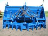 Gravel Road Grader/Gravel Layer c/w ripper teeth, tilting frame and hardox edges