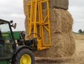 Square Bale Stacker - version for stacking 3 Heston or 6 round bales at a time.